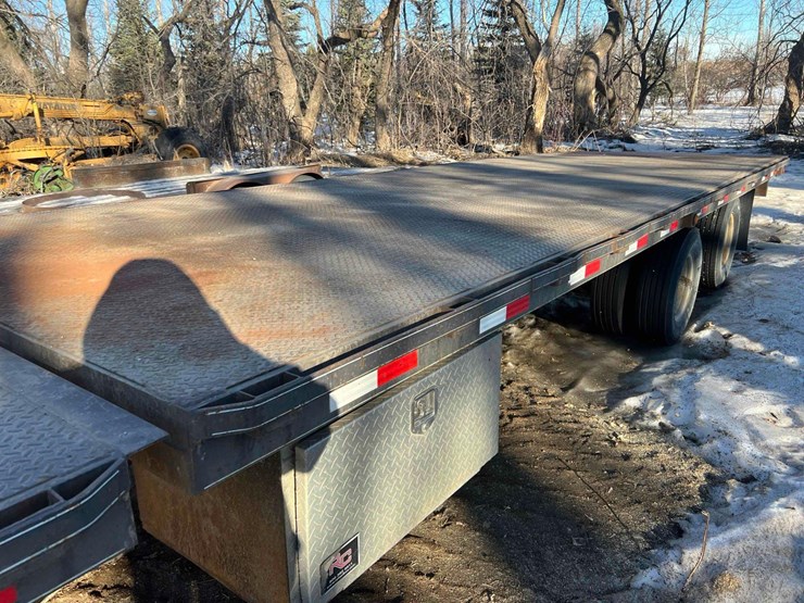 infinity-gooseneck-trailer-image-5