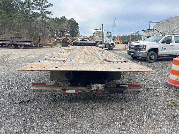 2023-landoll-455b-image-5