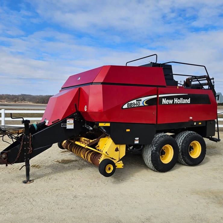 NEW HOLLAND BB940A