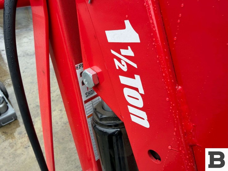 pittsburgh-2-ton-foldable-shop-crane-image-9