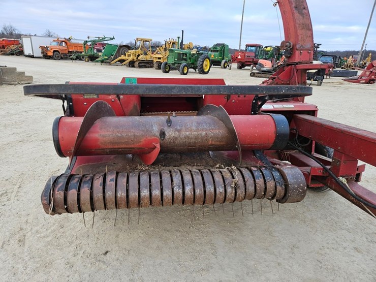 international-881-image-11