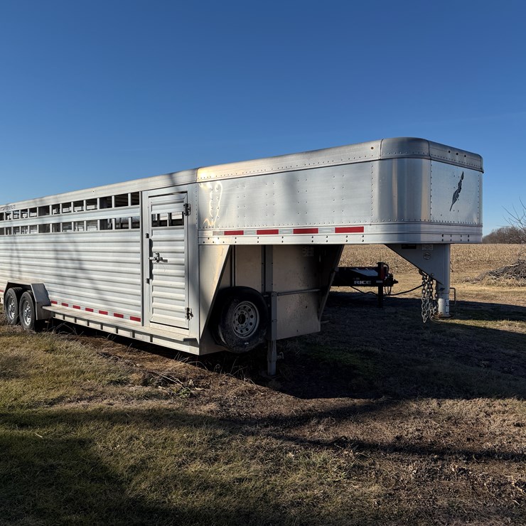 #209074 • 2012 Featherlite 8127 Livestock Trlr