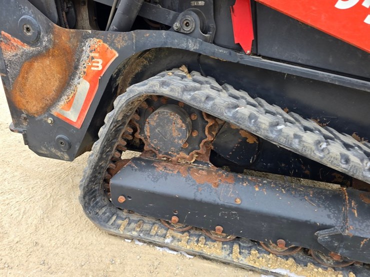 2024-kubota-svl75-3-image-23