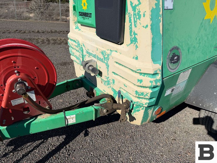 2007-ingersoll-rand-p185-image-13