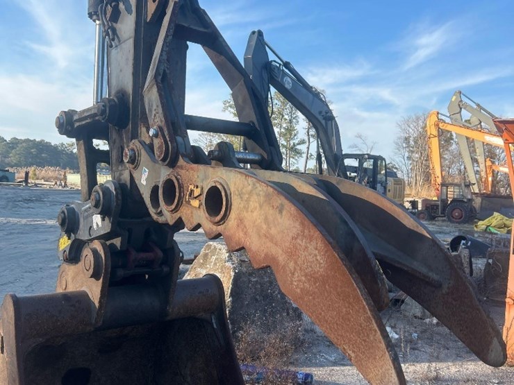 2016-volvo-ecr235el-image-5