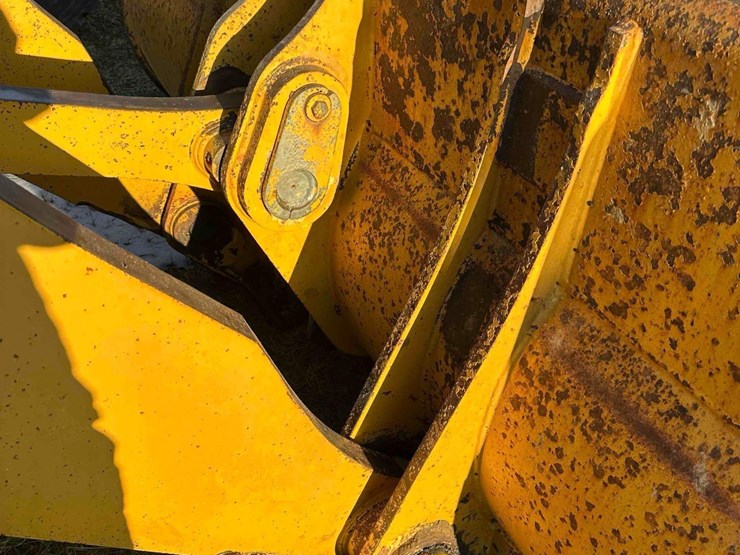 1999-deere-744h-image-5