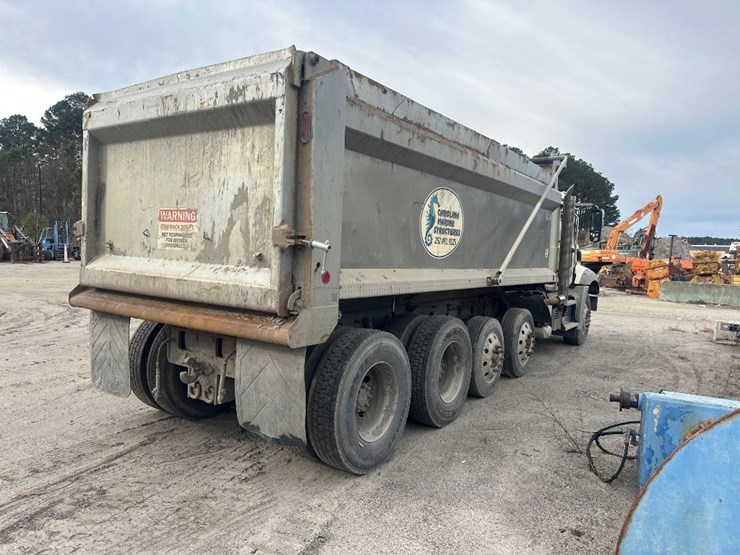 2019-mack-gr64b-quad/a-dump-truck-image-7