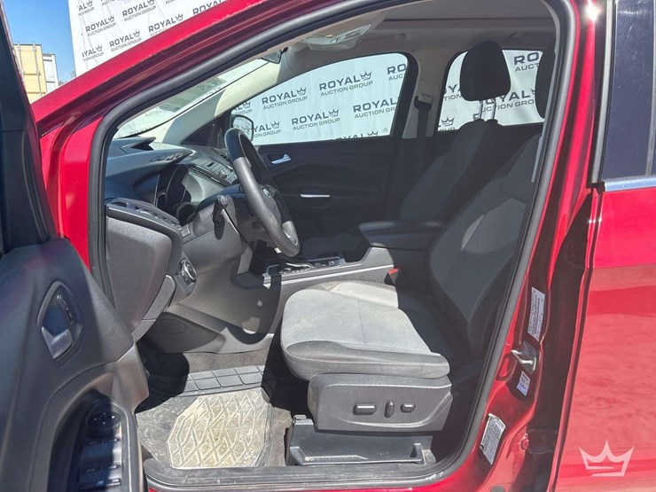 2017-ford-escape-image-12