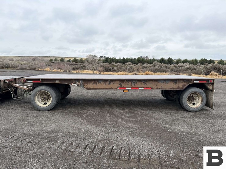 1973-pike-flatbed-trailer-image-3