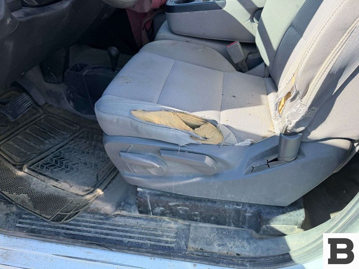 2016-chevrolet-silverado-1500-image-25