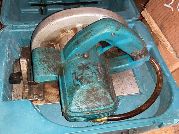 #267-•-makita-circular-saw-and-parts-image-2