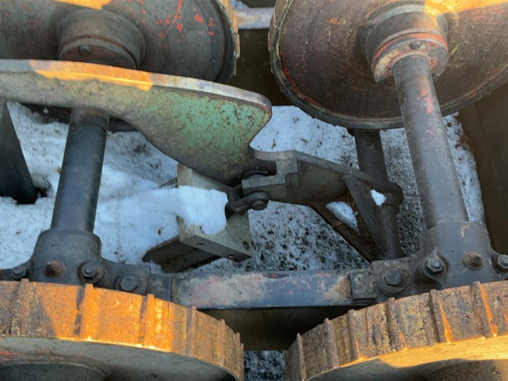 #225-•-mellott-rosserhead-debarker-image-39