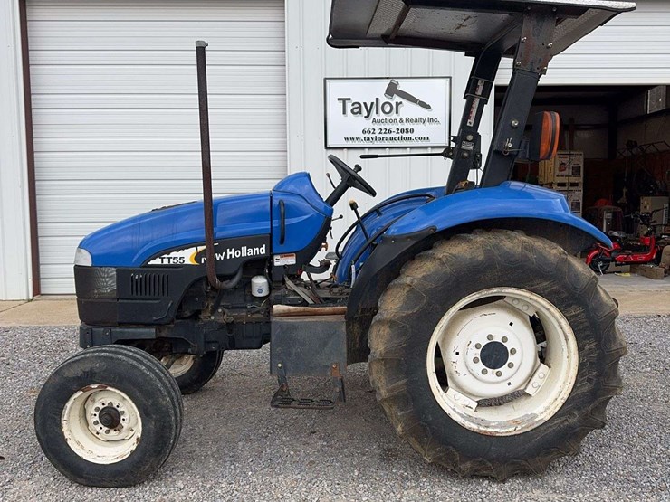 new-holland-tt55-image-2