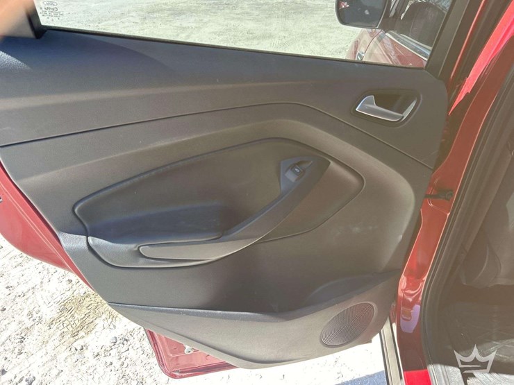 2017-ford-escape-image-24