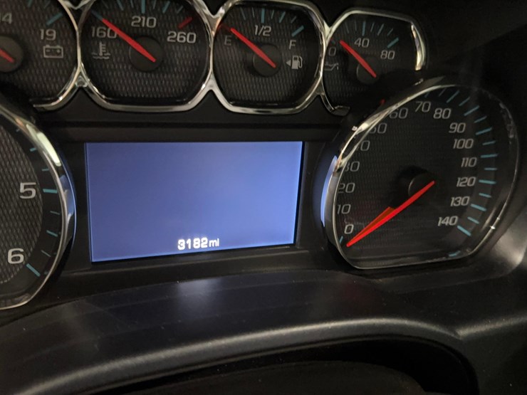 2018-chevrolet-silverado-1500-ltz-image-19