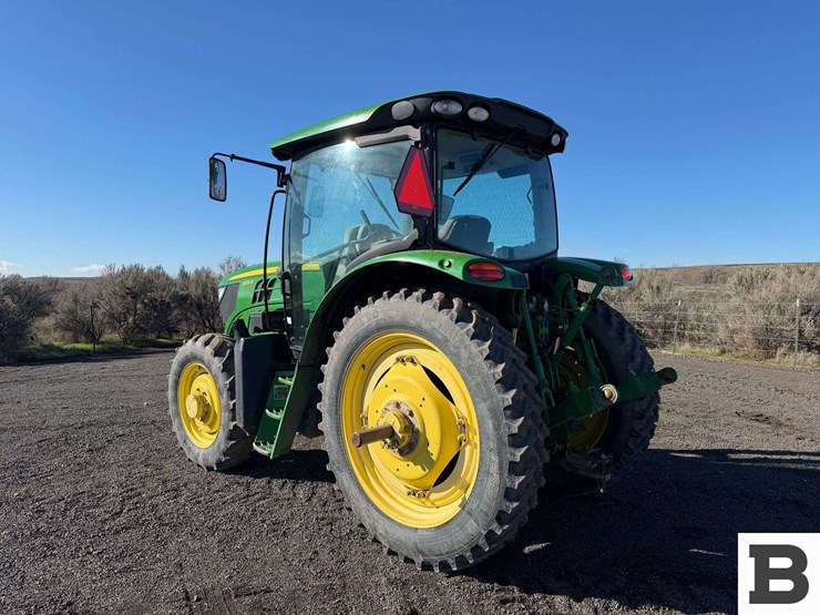 2013-john-deere-6125r-image-4