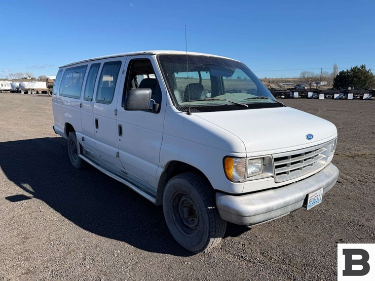 1996-ford-econoline-350-image-7