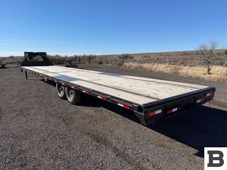 2025-mp-custom-gooseneck-flatbed-trailer-image-3
