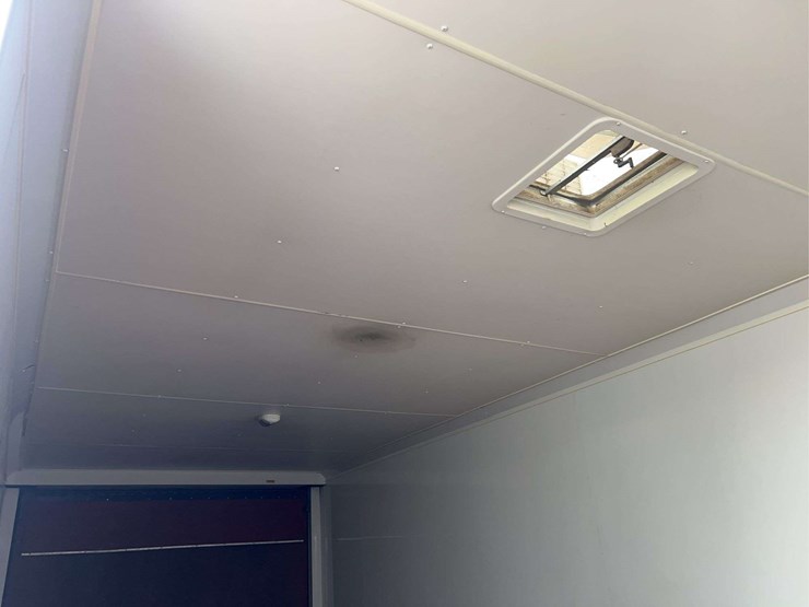 2016-stealth-viper-24'-enclosed-trailer-image-53