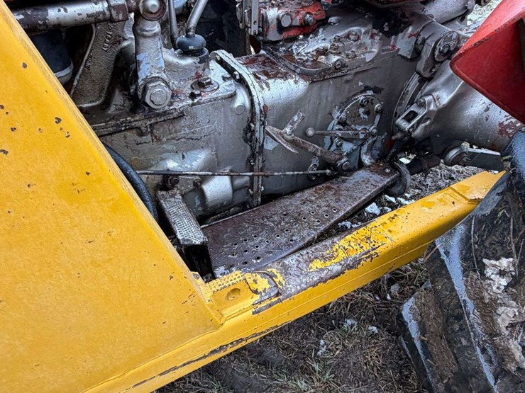 massey-ferguson-65-image-16