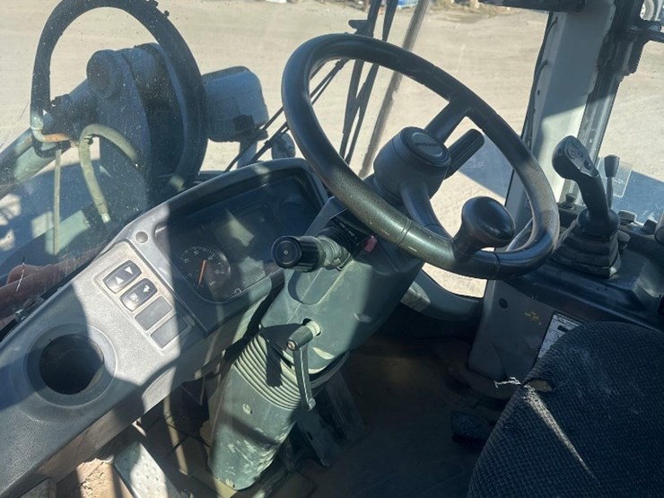 2014-doosan-dl250tc-3-image-21