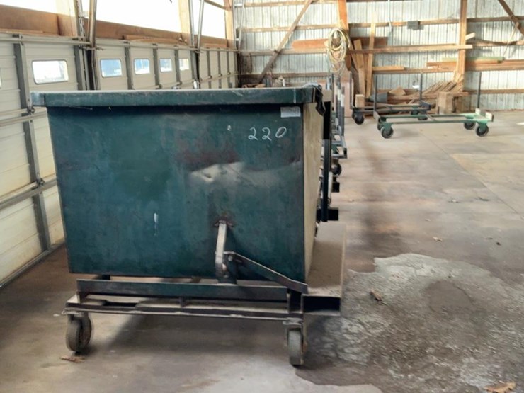 #220-•-wheeled-self-dumping-hopper-image-1