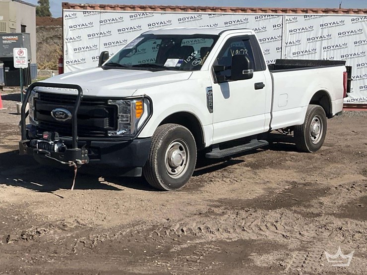 2017-ford-f250-image-1