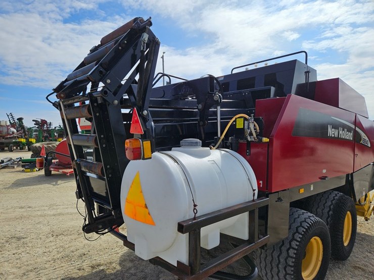 new-holland-bb940a-image-44