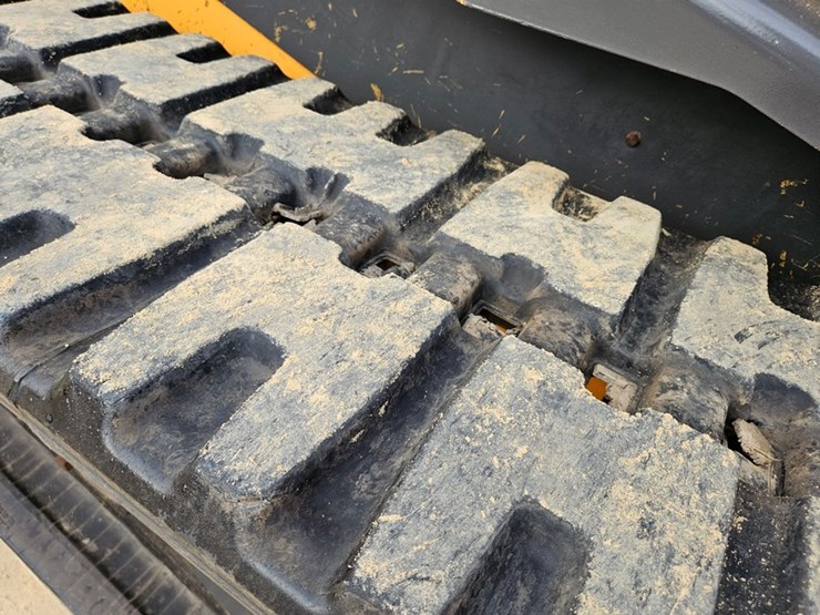 2020-case-tv450-image-15