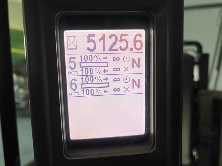 2012-case-ih-steiger-350-hd-tractor-image-16