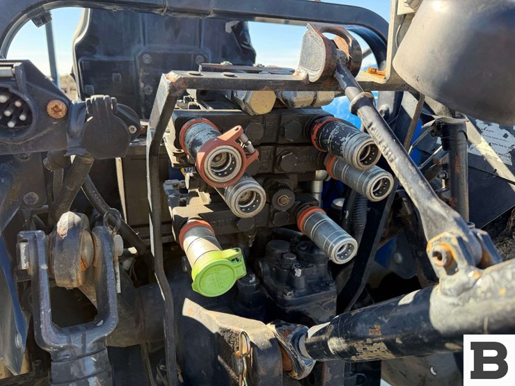 new-holland-t4030f-image-25