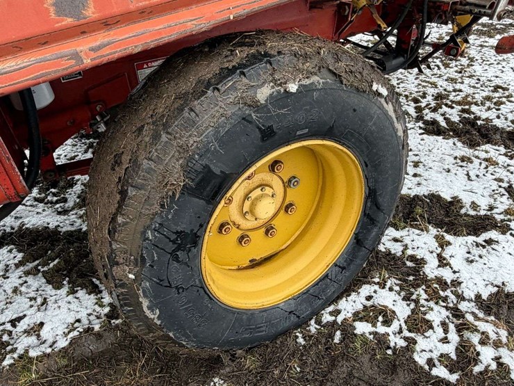 new-holland-1095-image-27