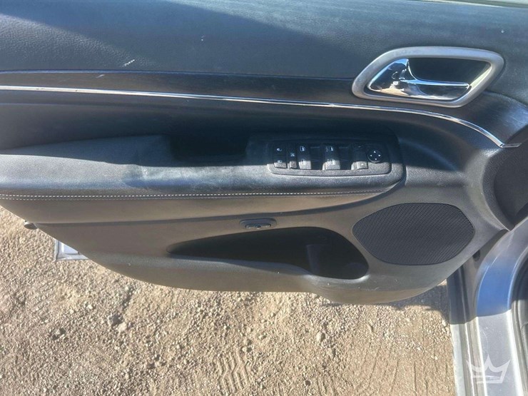 2014-jeep-grand-cherokee-image-11