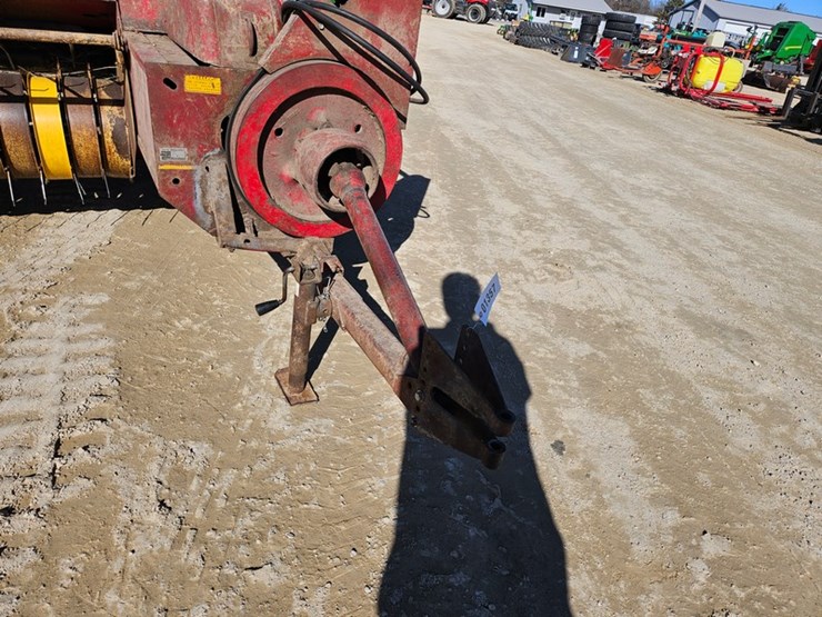 new-holland-67-image-9