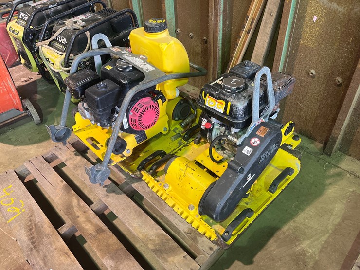 #4021-•-2-wacker-packers-and-a-predator-2000-generator-image-3