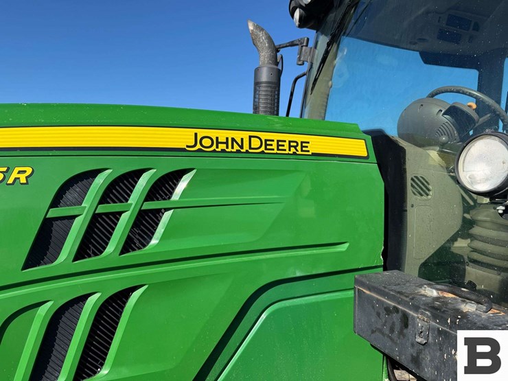 2013-john-deere-6125r-image-17