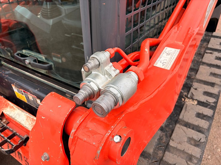 kubota-svl75-2-image-20