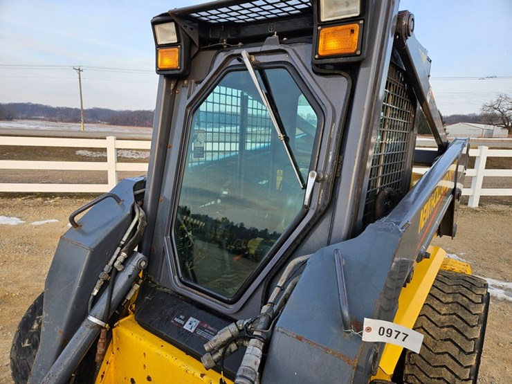 new-holland-ls180-image-18