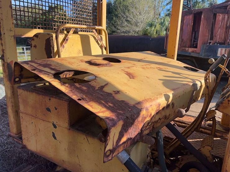 international-td9a-image-26