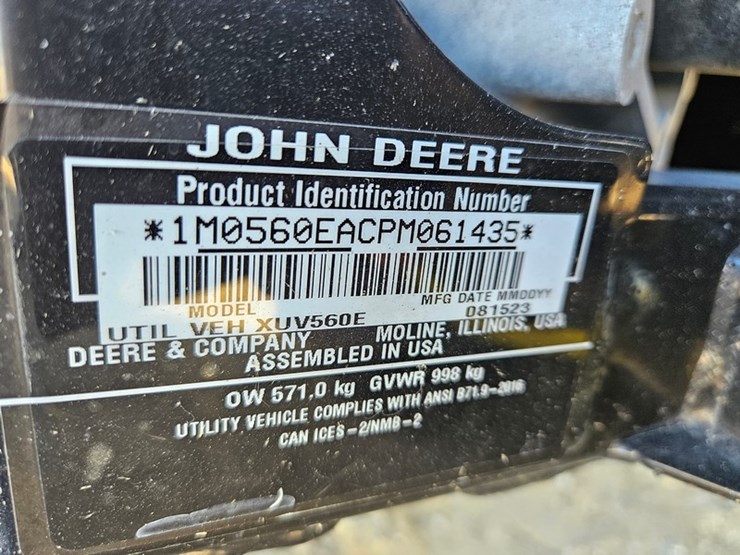 2023-john-deere-gator-image-19