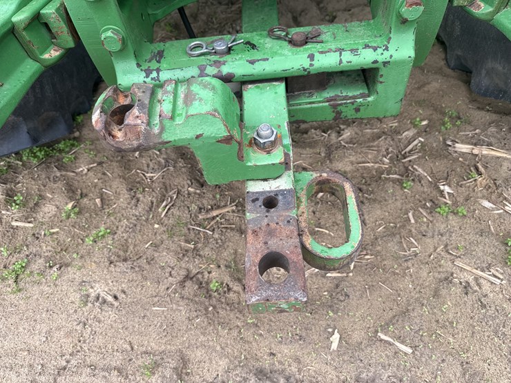 2015-john-deere-8270r-image-7