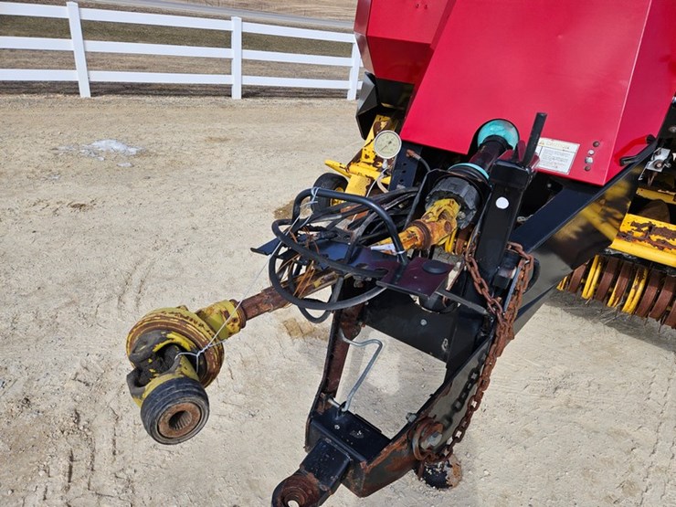 new-holland-bb940a-image-10