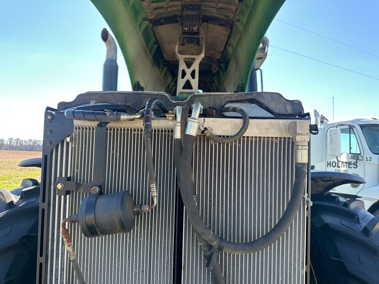 john-deere-8285r-image-48