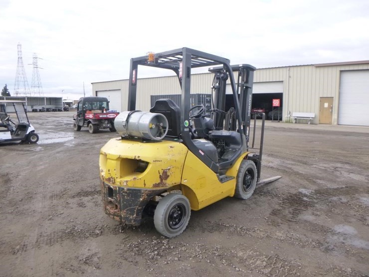 2015-komatsu-fg25ht-16-image-3