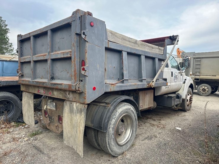 2000-ford-f750-image-4