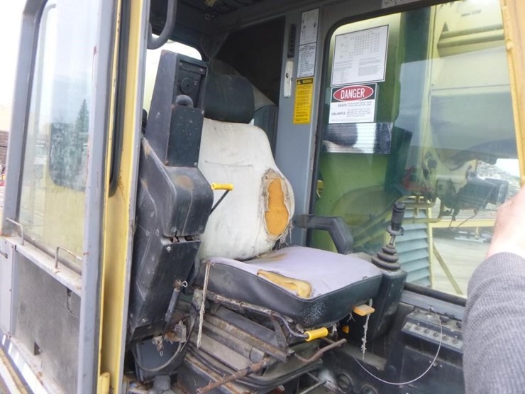 1996-gradall-xl4100-image-39