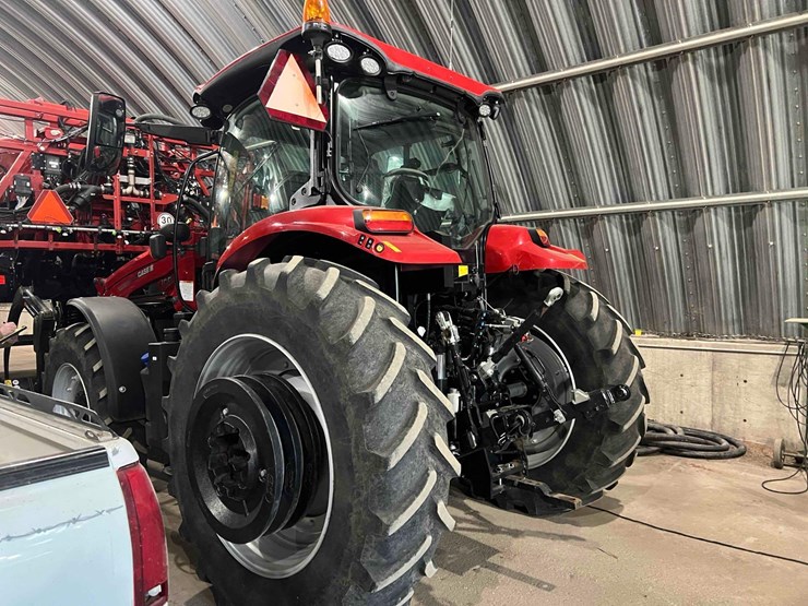 2021-case-ih-maxxum-135-image-5