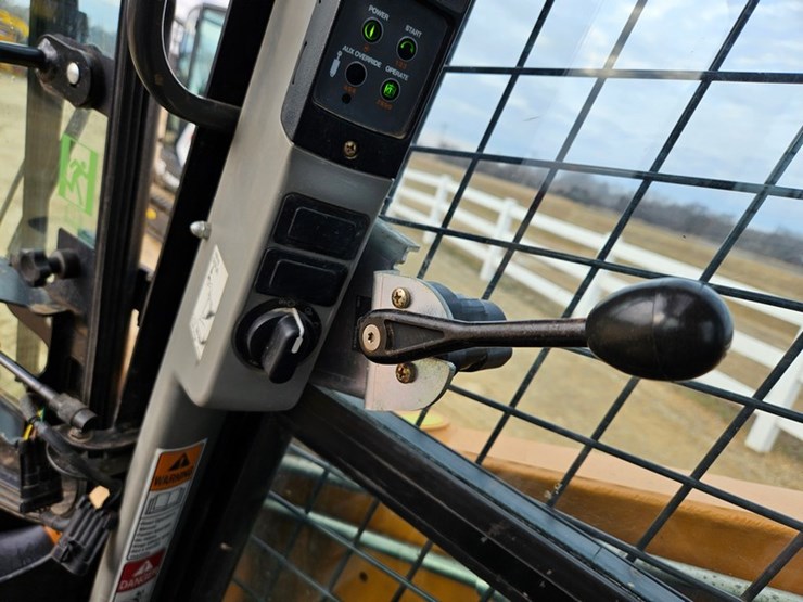 2020-case-tv450-image-31