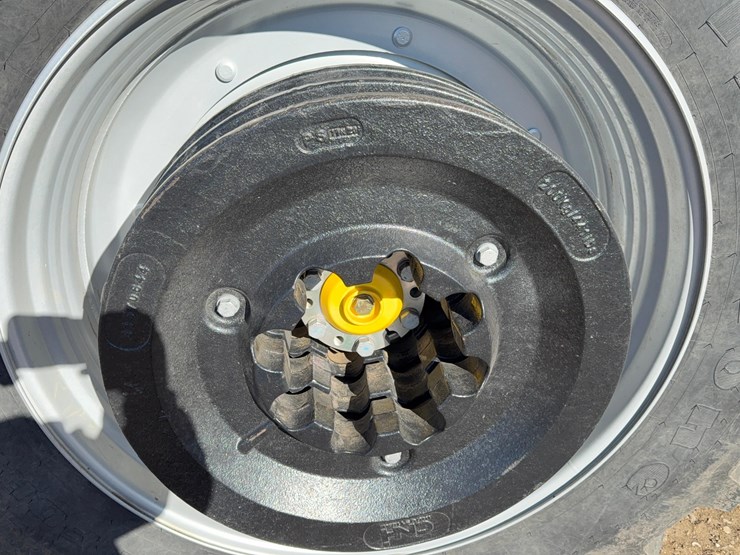 2021-case-ih-maxxum-135-image-47