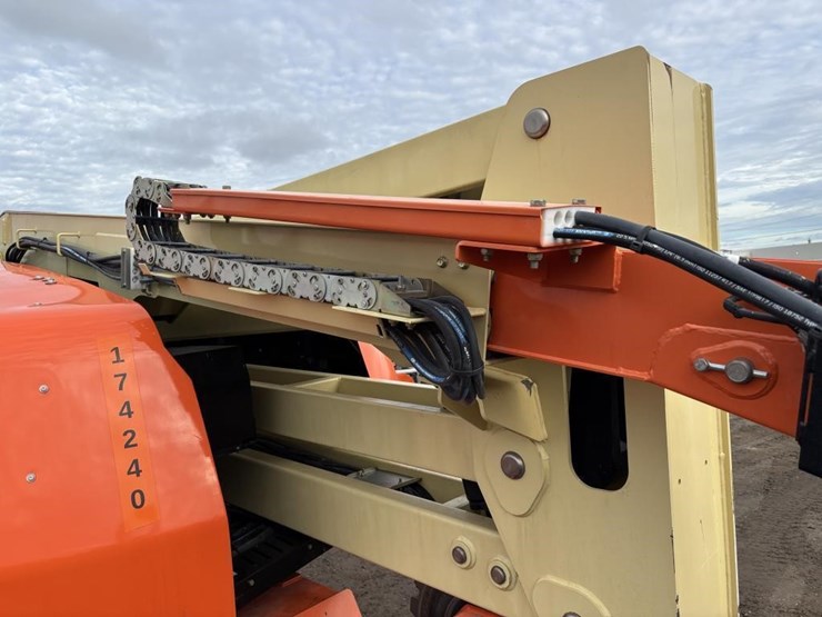 2018-jlg-450aj-image-18